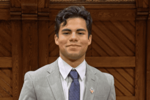 Luis David Latozefsky - Harvard