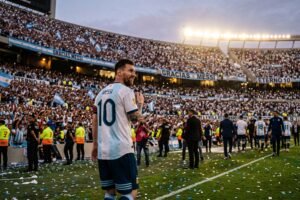 Lionel Messi se despide de Argentina anunciando su retiro de la seleccion albiceleste